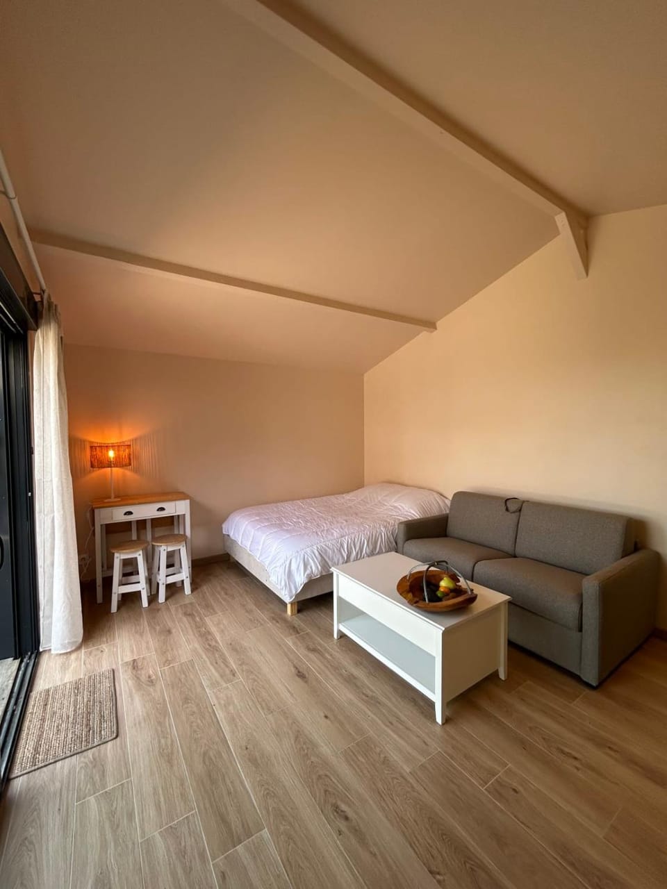 la cabane de la plage au milieu des pins parking privé 300m de la plage Apartment in Lacanau