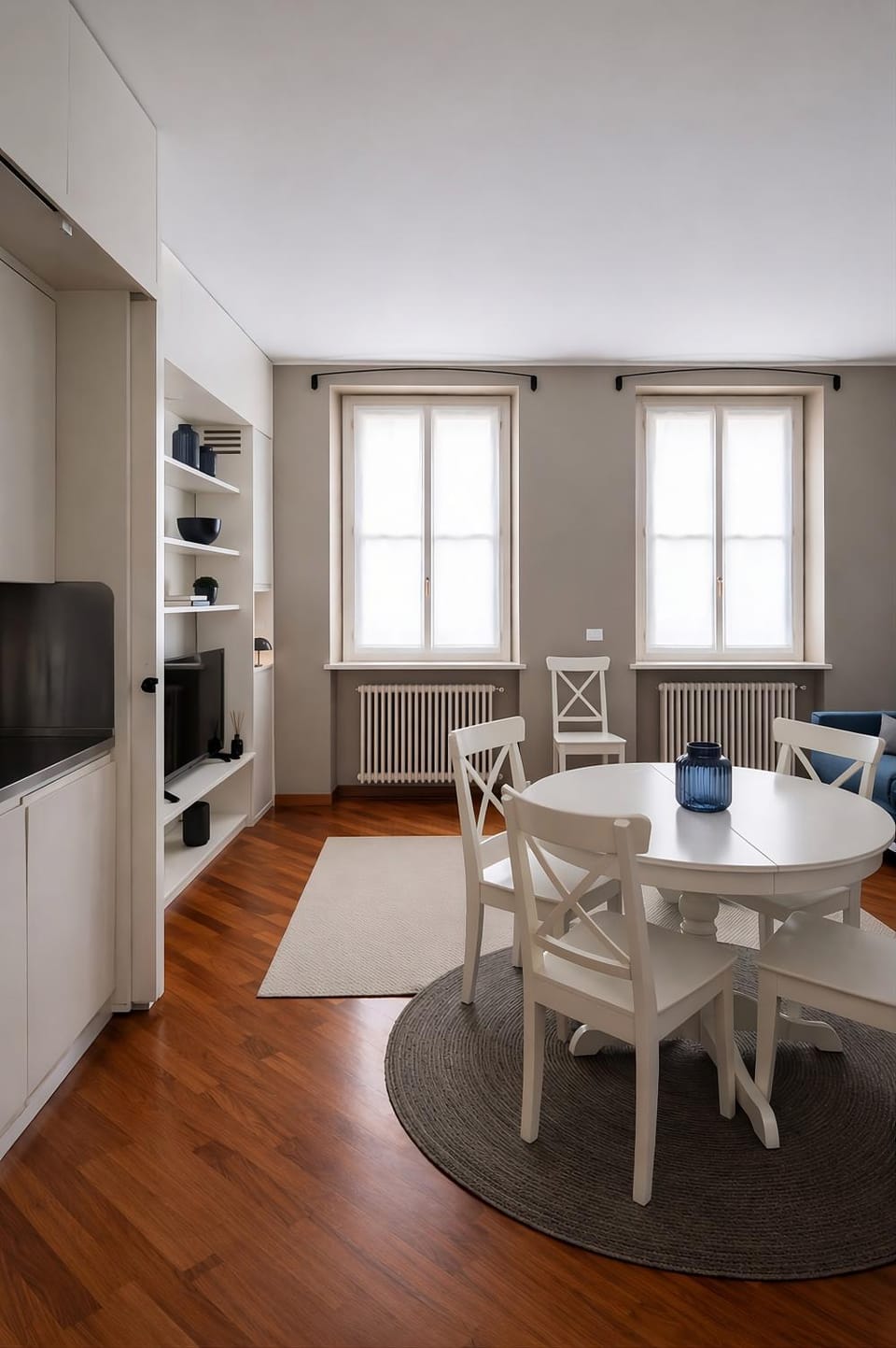 Living room, Seating area, Dining area