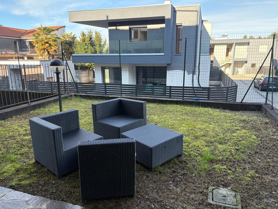 Spring, Garden, View (from property/room), Garden view