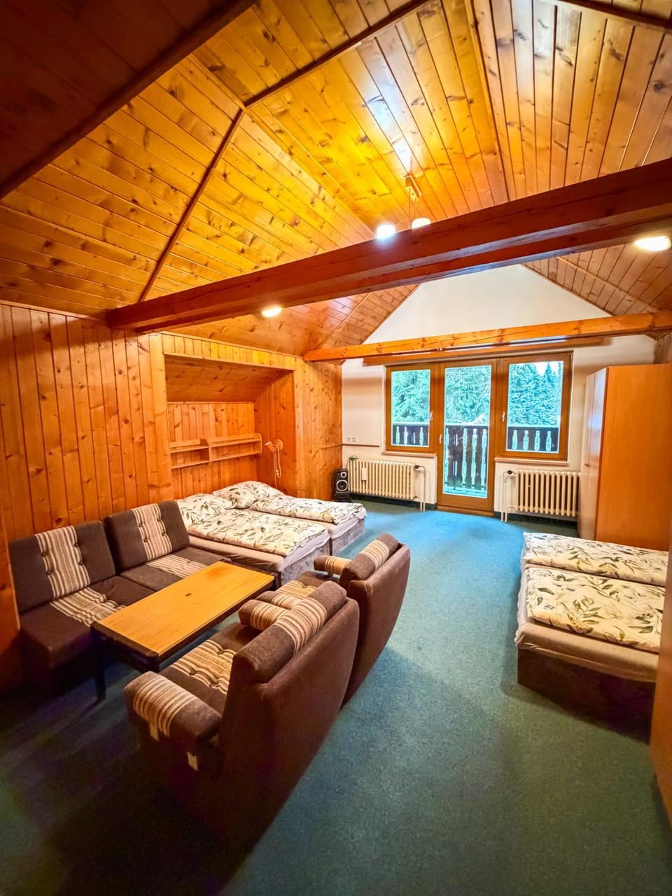 Living room, Photo of the whole room, Bedroom