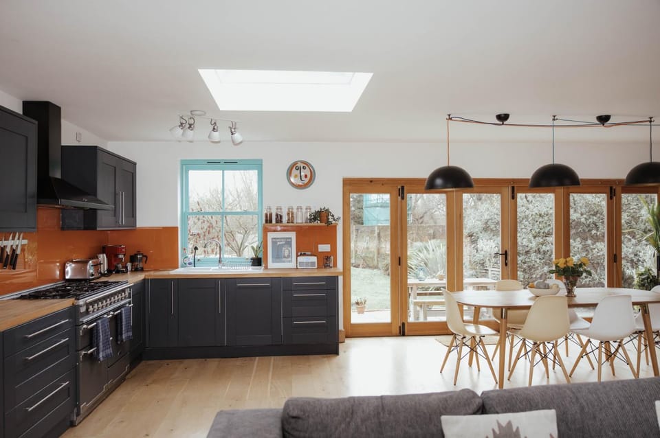 Modern Riverside Retreat, Norwich House in Norwich
