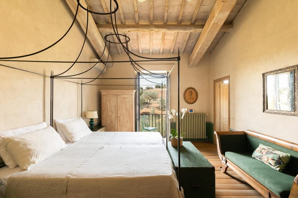 Living room, Bedroom