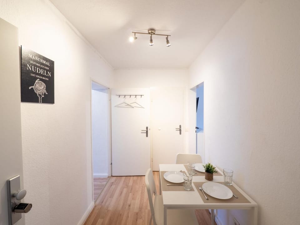 Monteurwohnung-fuer-5-Personen-1-OG-5-Betten-in-Schwarzenbek-SKGE0901 Apartment in Schleswig-Holstein