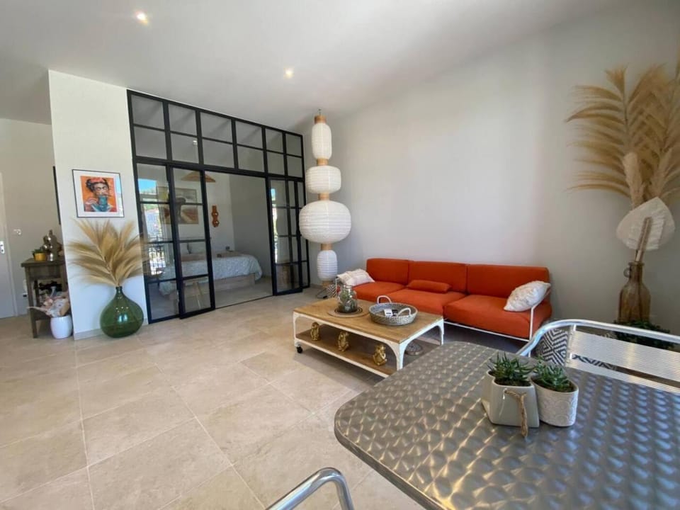 Living room, Bedroom