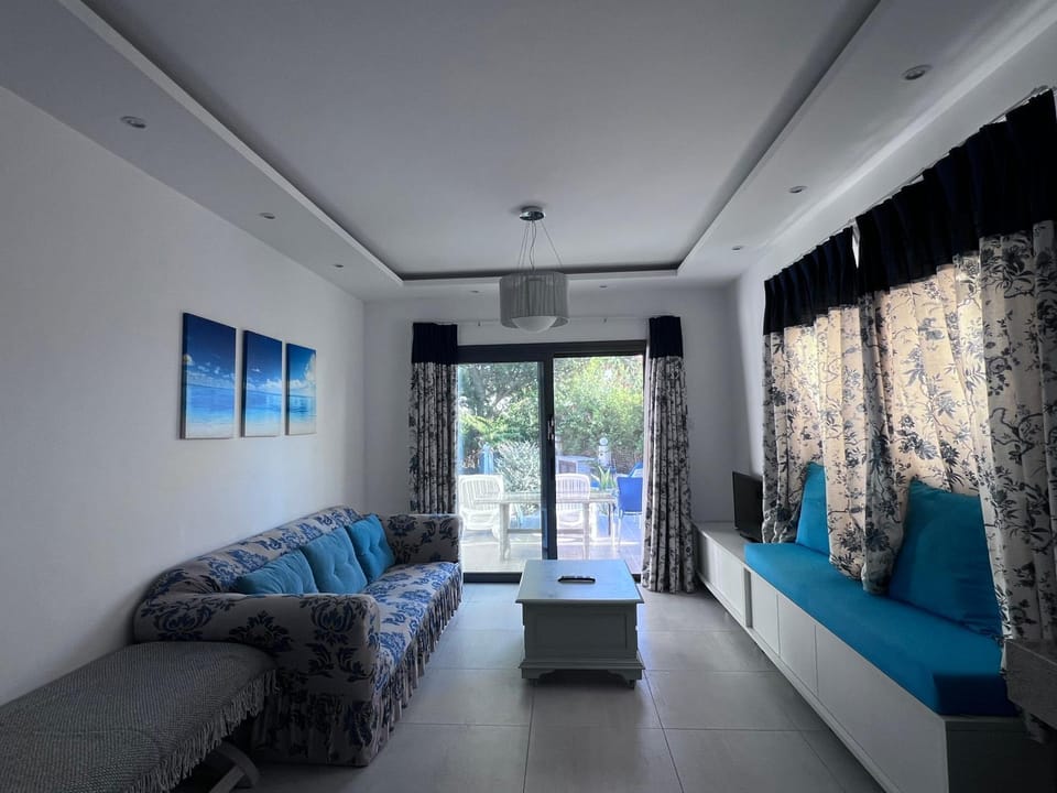 Sea-view, mediterranean style,heart area of paphos Apartment in Yeroskipou