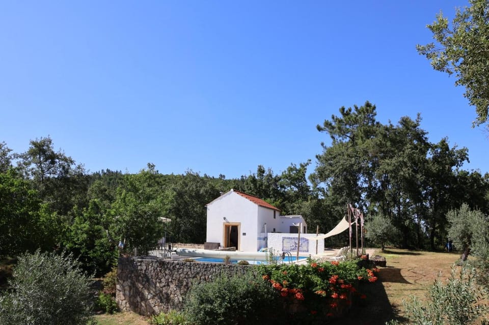 Quinta Cabecinha Bed and Breakfast in Coimbra District, Portugal