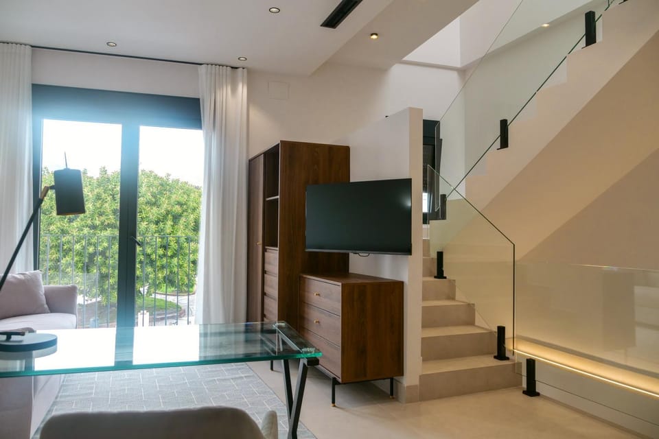 Communal lounge/ TV room, Living room, Evening entertainment