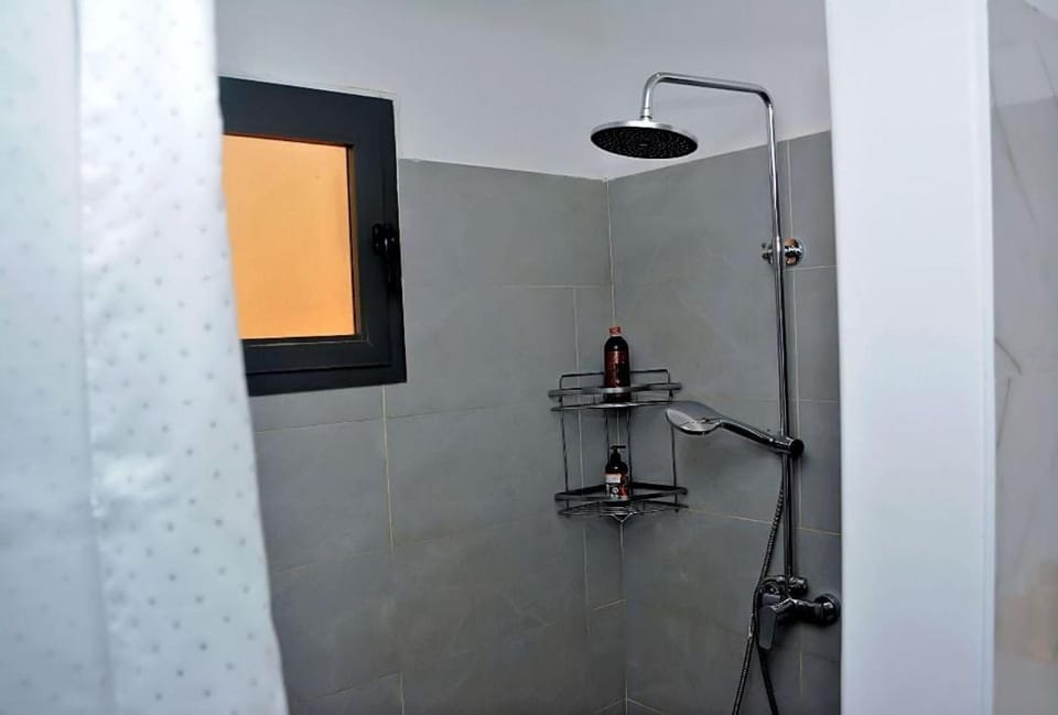 Chambre Sous les Palmes - Keur Valais Apartment in Thiès Region, Senegal