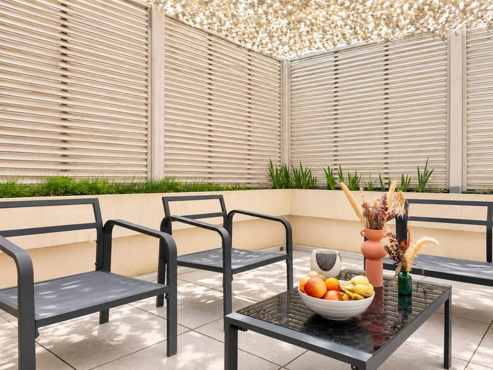 Patio, Day