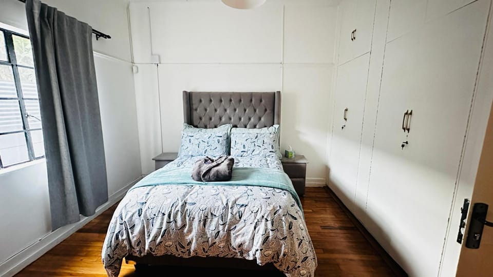 Bedroom, wardrobe