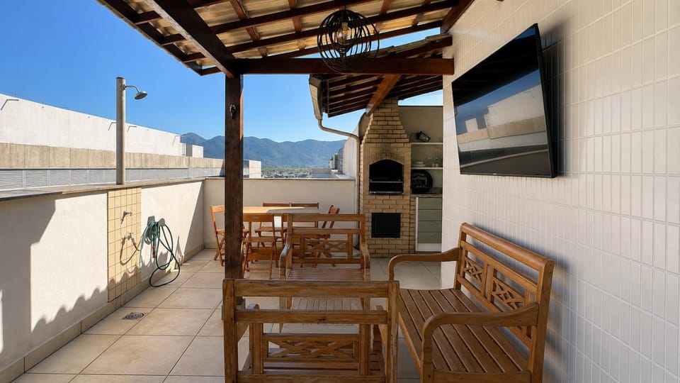 Cobertura Duplex com Hidro Privativa e Área Gourmet Completa em frente ao Recreio Shopping Apartment in Rio de Janeiro