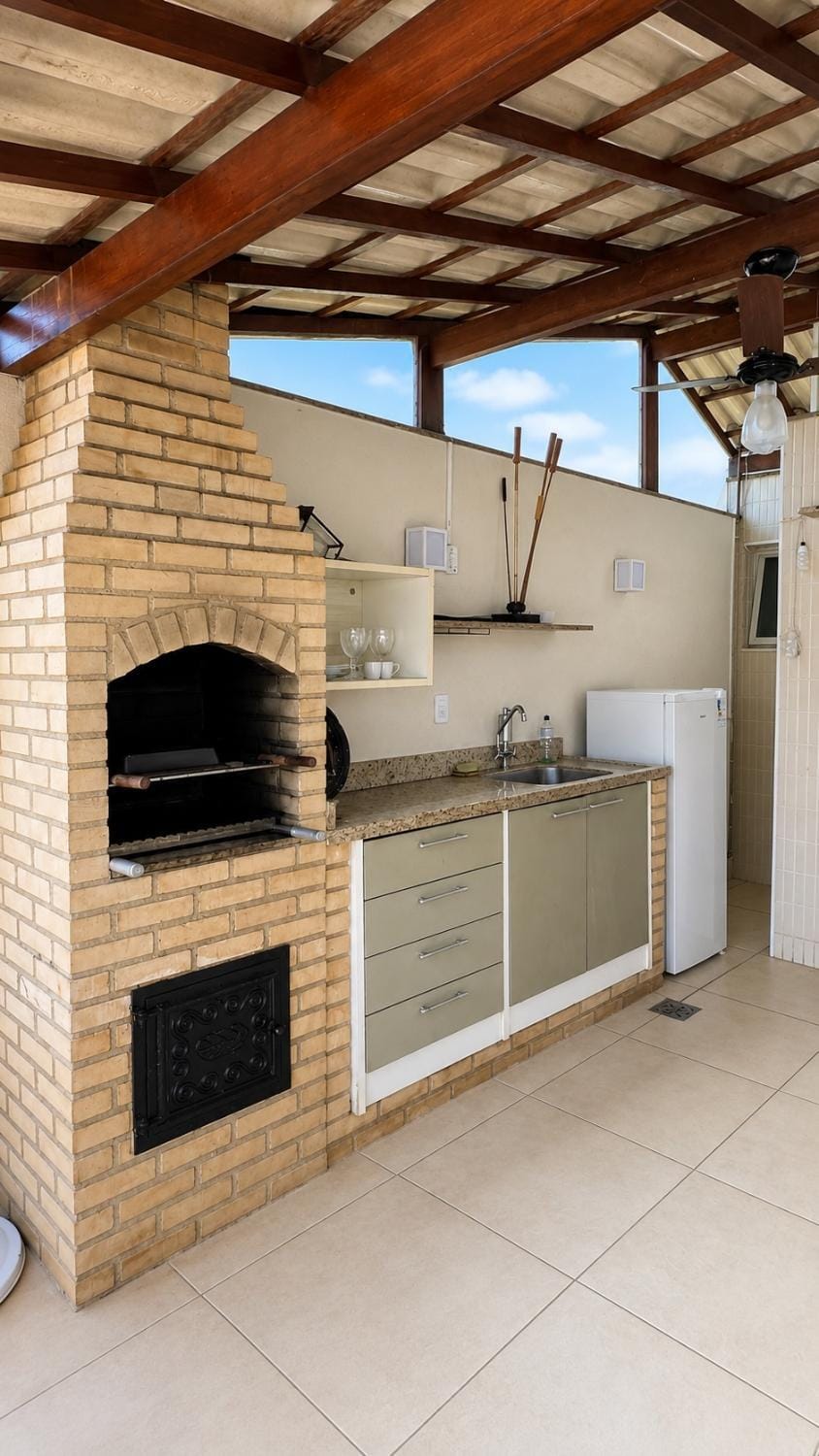 Cobertura Duplex com Hidro Privativa e Área Gourmet Completa em frente ao Recreio Shopping Apartment in Rio de Janeiro