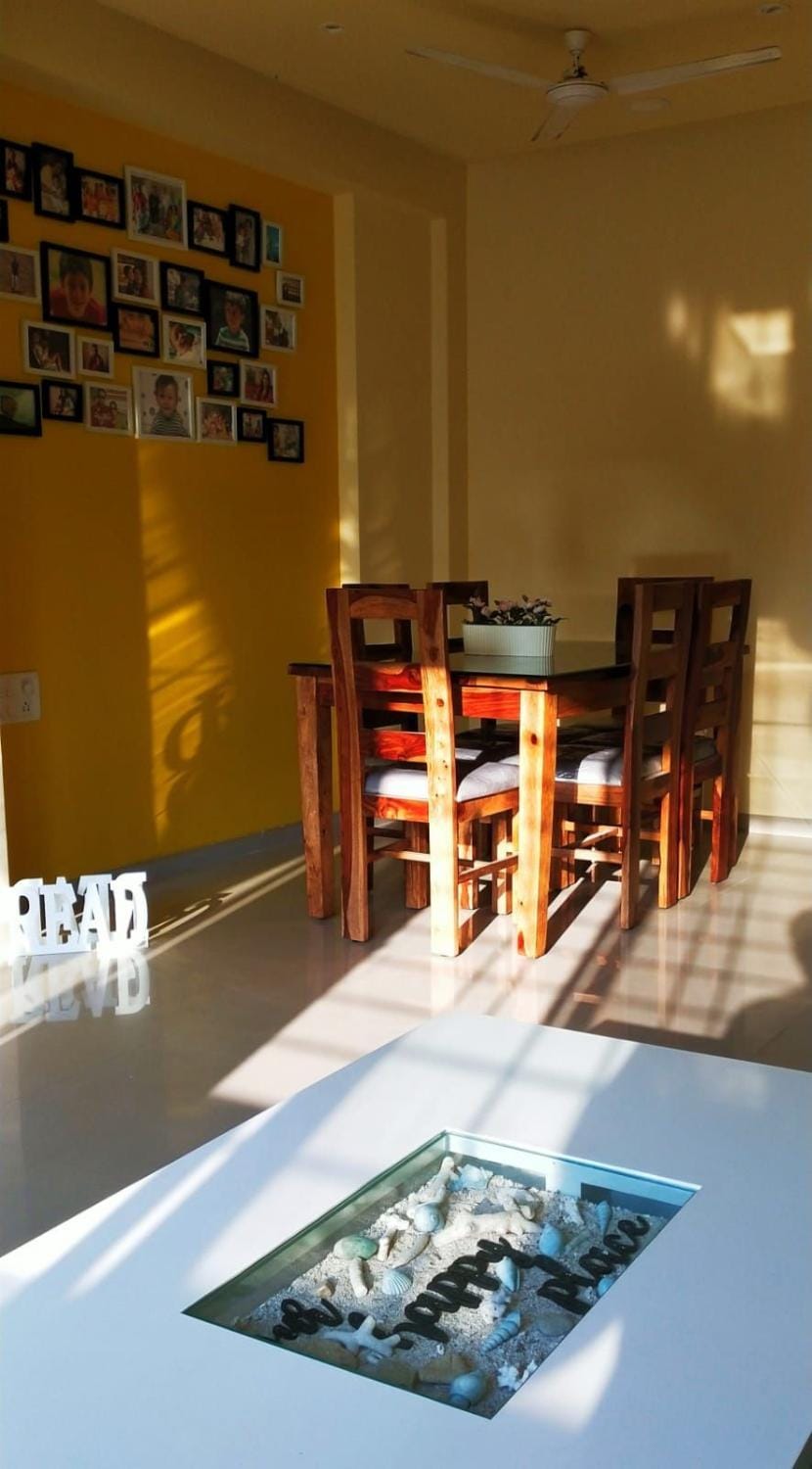 Lavish apartment - For Families only Apartment in Maharashtra