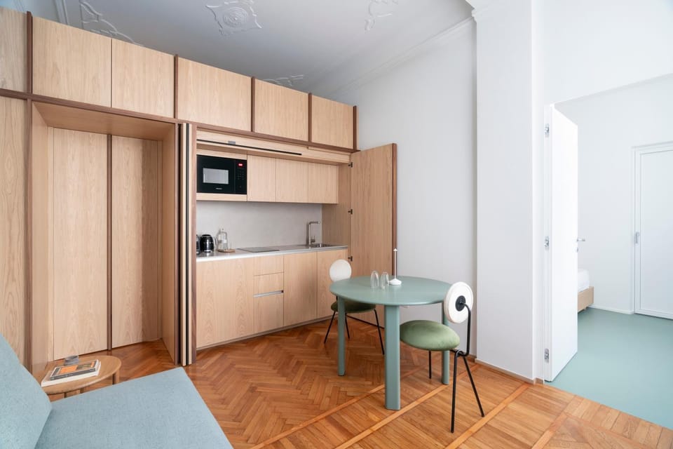 Kitchen or kitchenette