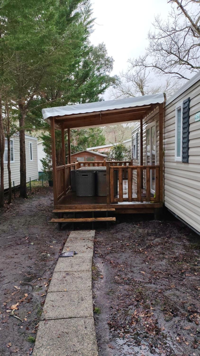 Mobil-home alex Campground/ 
RV Resort in Gujan-Mestras