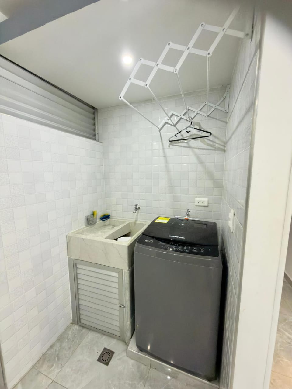 laundry, washing machine