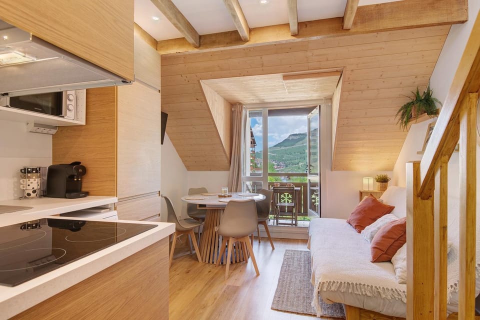 Property building, Living room