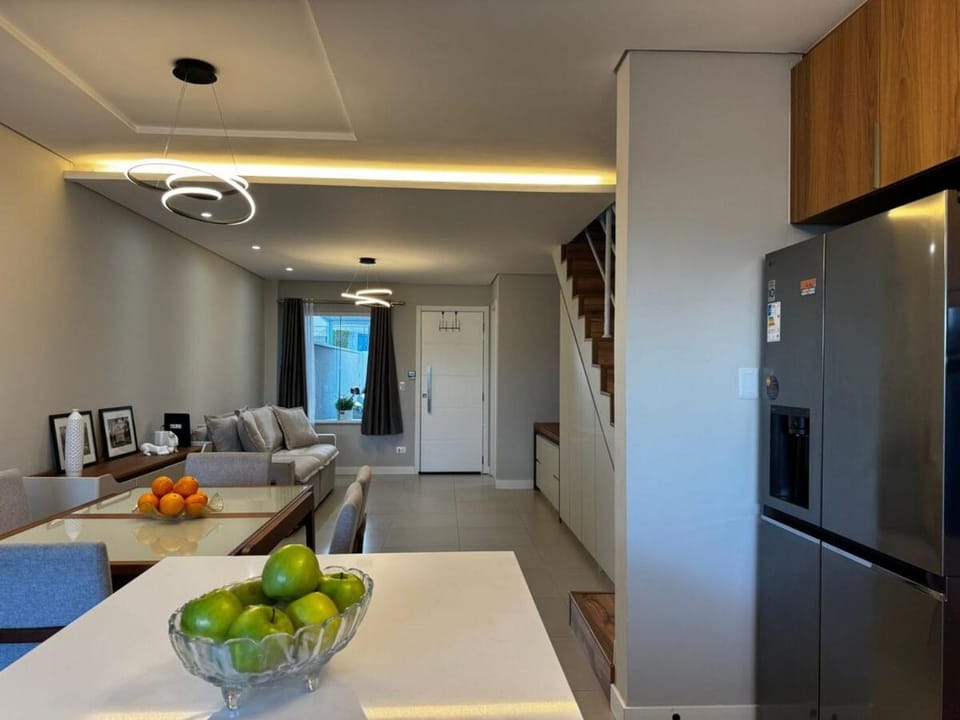 Coffee/tea facilities, Kitchen or kitchenette, Dining area, pet friendly