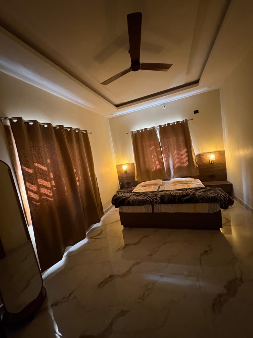 The Quiet Retreat- Nature Surrounded Village Farm Villa in Dehradun