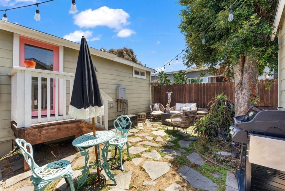 Lotus House by Coastline Vacation Rentals House in Ocean Beach