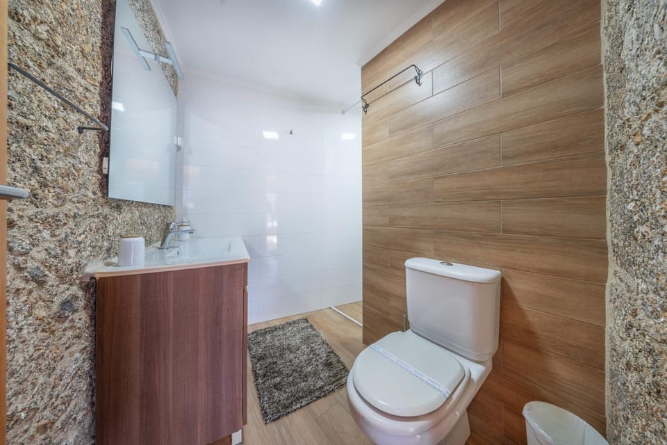 Casa da Portazinha - by Proguest House in Viana do Castelo District, Portugal