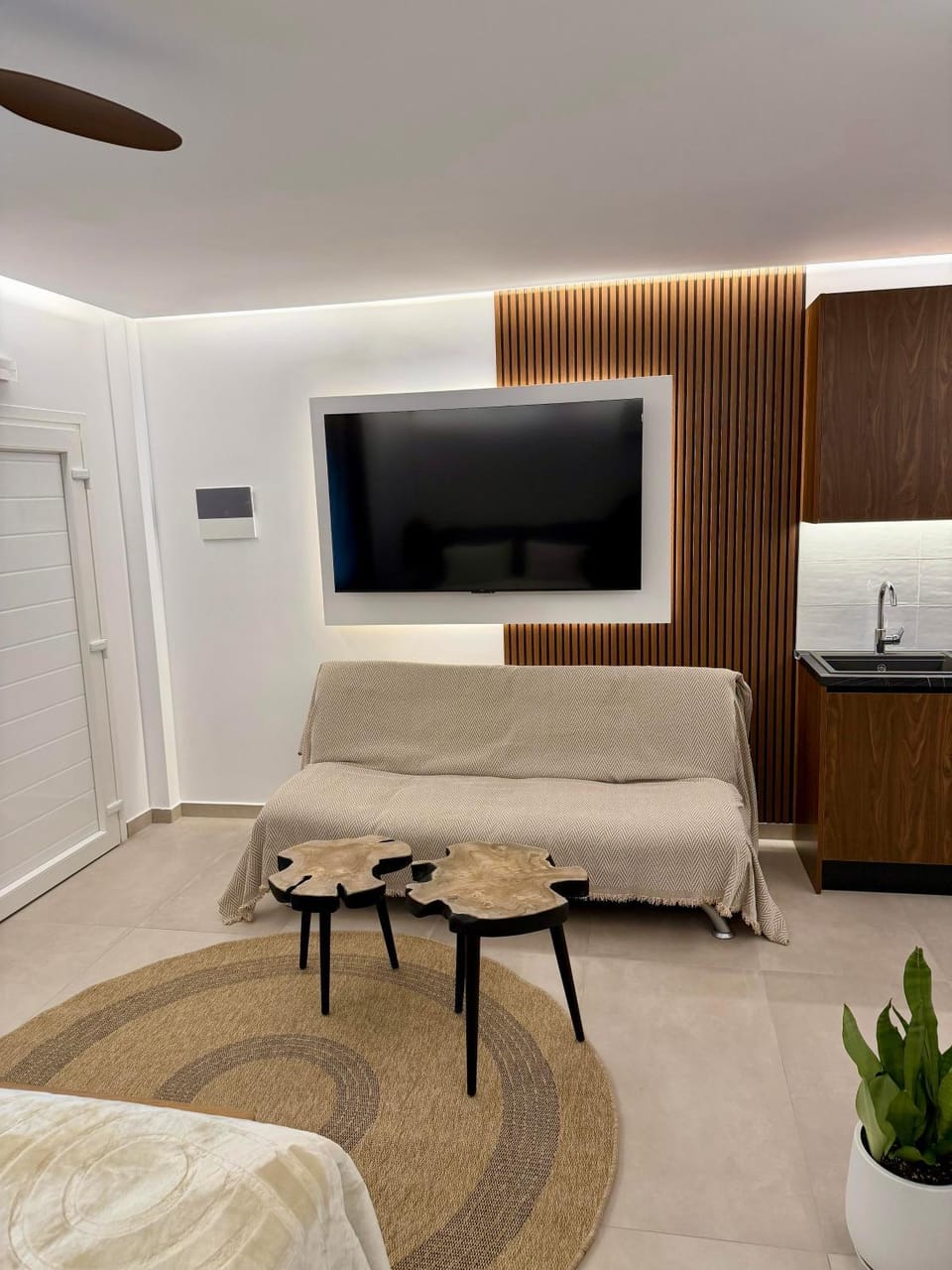 TV and multimedia, Living room, Photo of the whole room