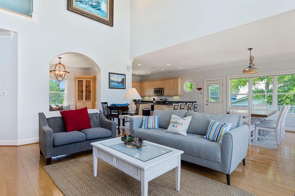 Sound Escape House in Emerald Isle