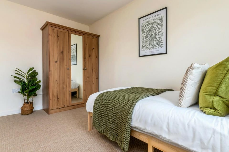 Entire home in Hanley United Kingdom House in Stoke-on-Trent