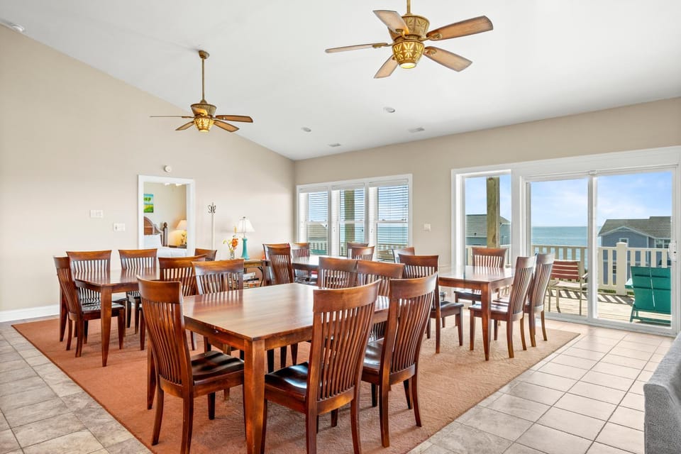Blue Grass House in Indian Beach