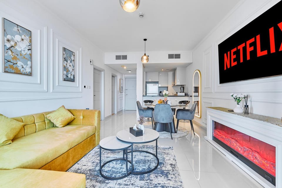 TV and multimedia, Living room, Dining area, kitchen