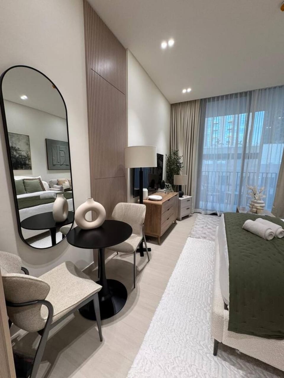 Modern and Serene Studio - JVC Apartment in Dubai