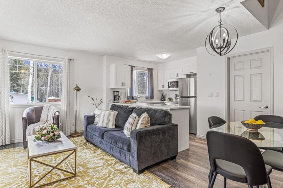 Living room, kitchen