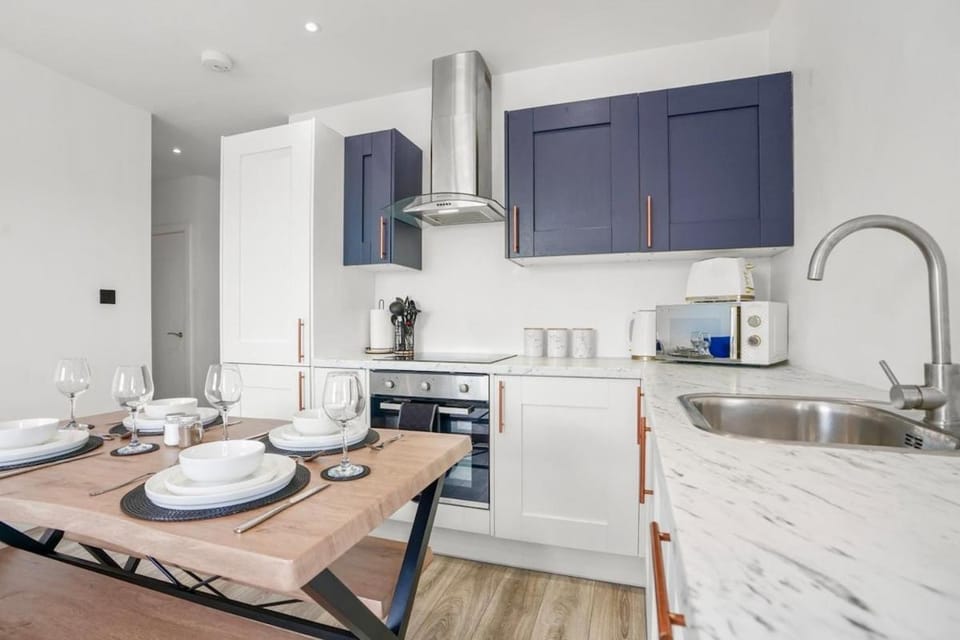 City centre FREE Parking Families and Contractors Sleeps 5 with a view Apartment in Norwich