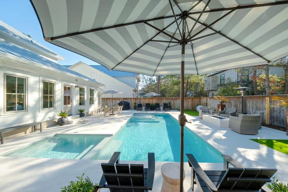Pool view