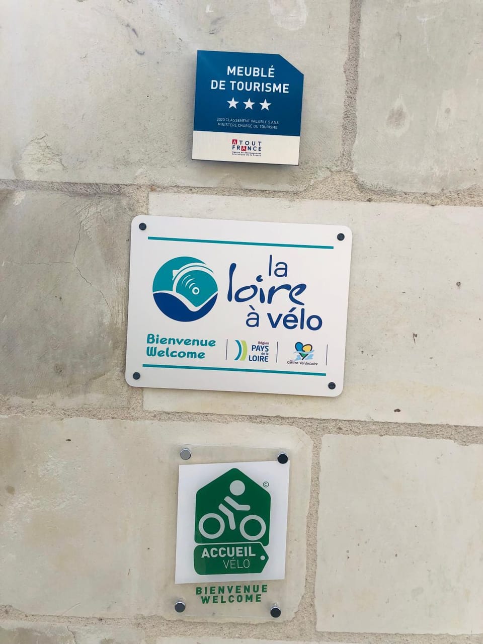 Logo/Certificate/Sign