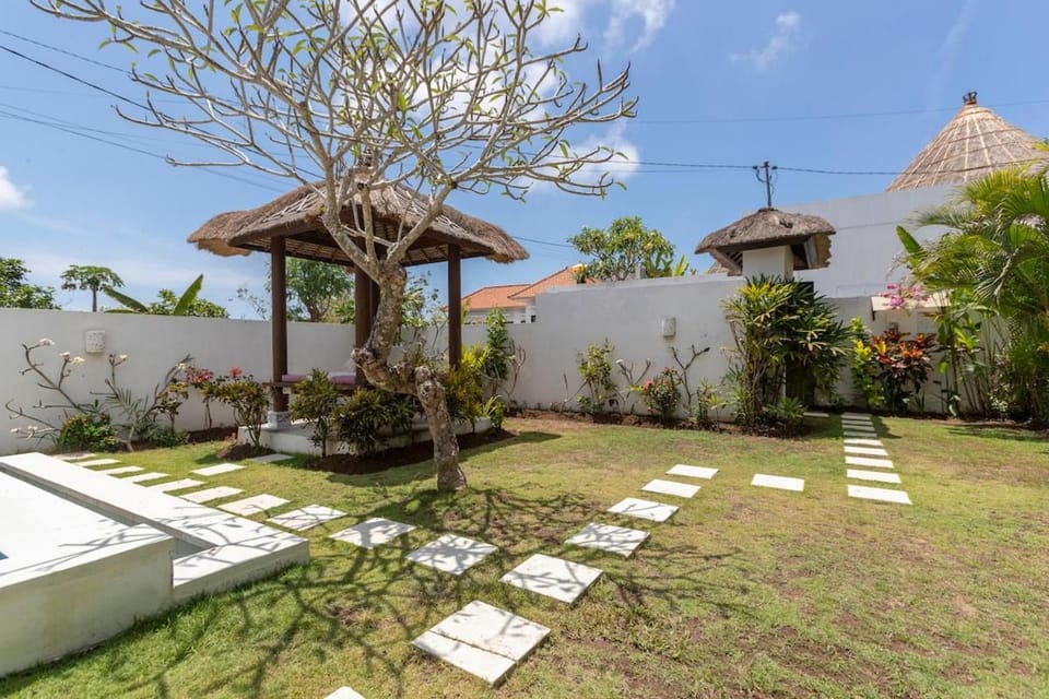 Peaceful Balinese Villa with Private Pool ULUWATU Villa in Bali
