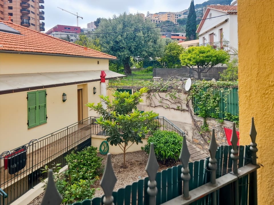 Property building, View (from property/room)