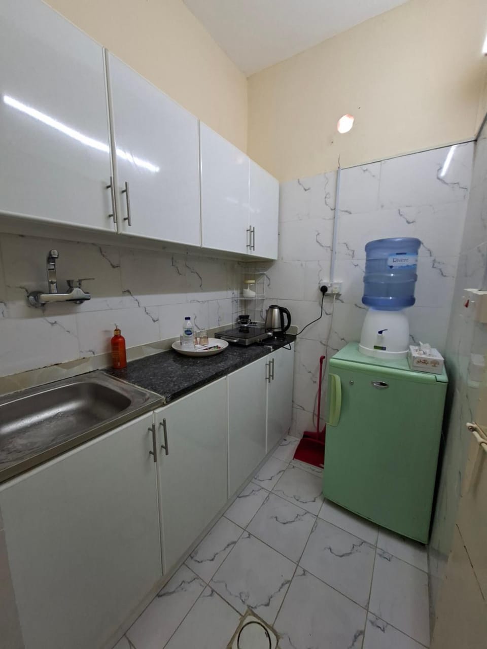 Friendlyhomes Capsule hotel in United Arab Emirates
