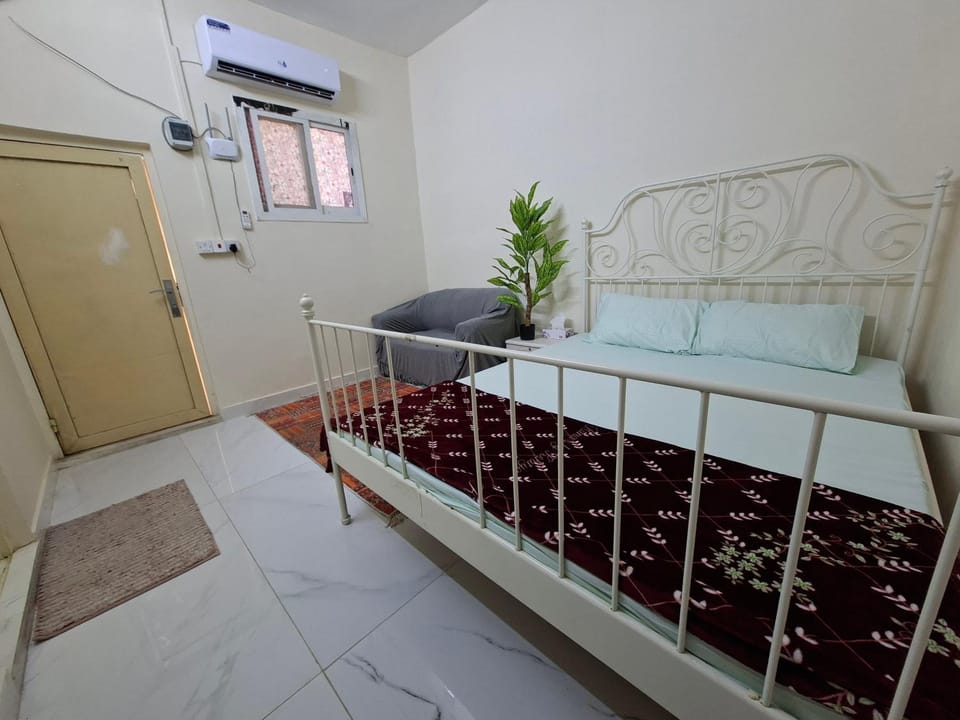 Friendlyhomes Capsule hotel in United Arab Emirates