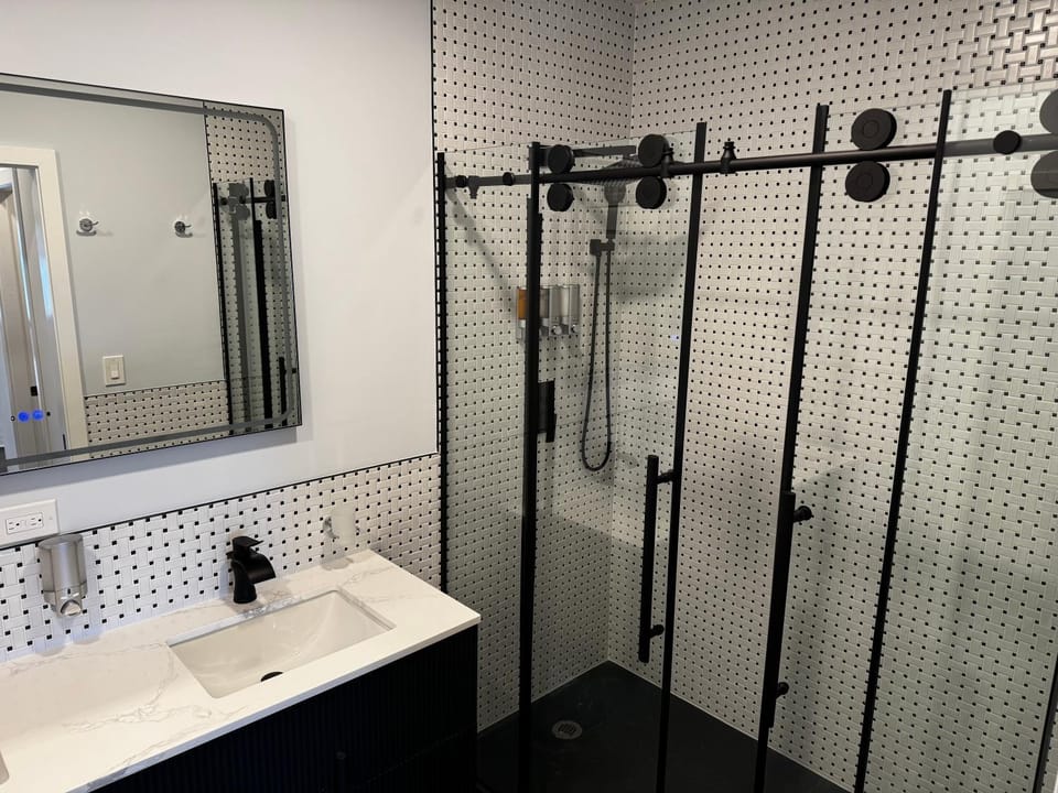 Xquisite Suites Apartment in Freeport