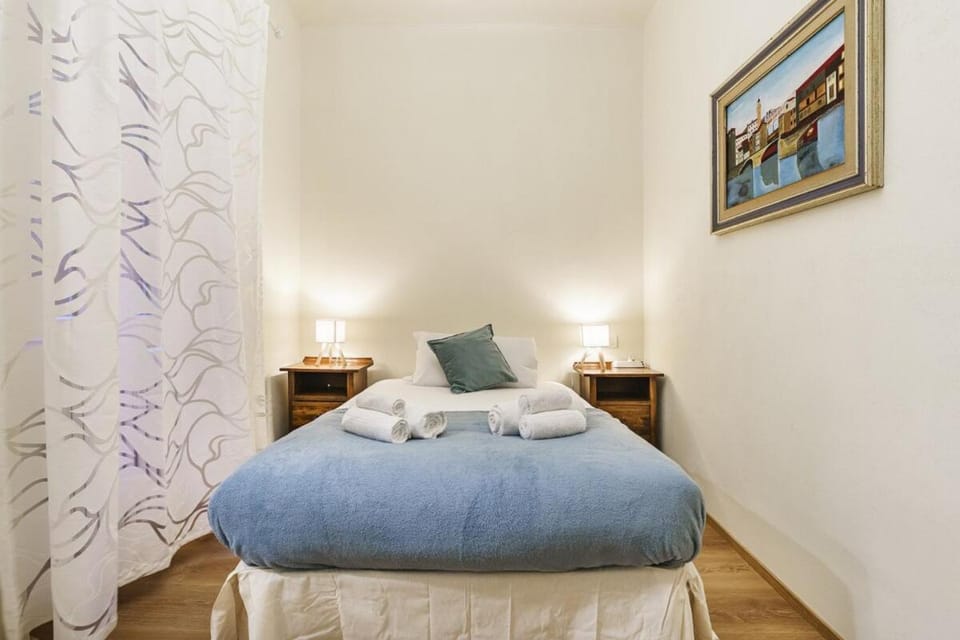 Michelangelo Elegant Homes in Santa Croce Apartment in Florence