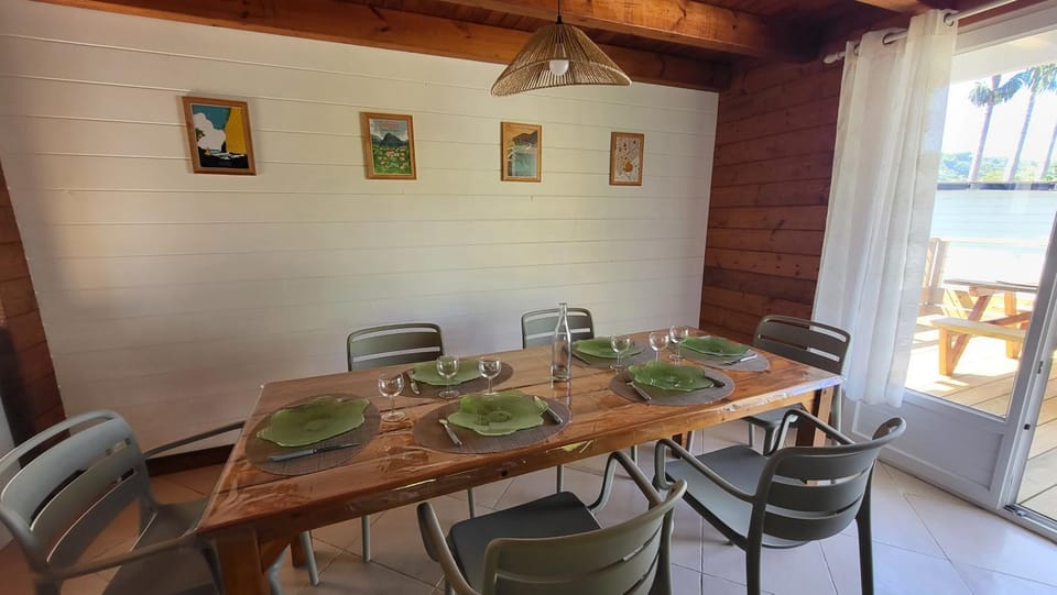 Le Chalet du voyageur, au pied du Dimitile Chalet in Réunion