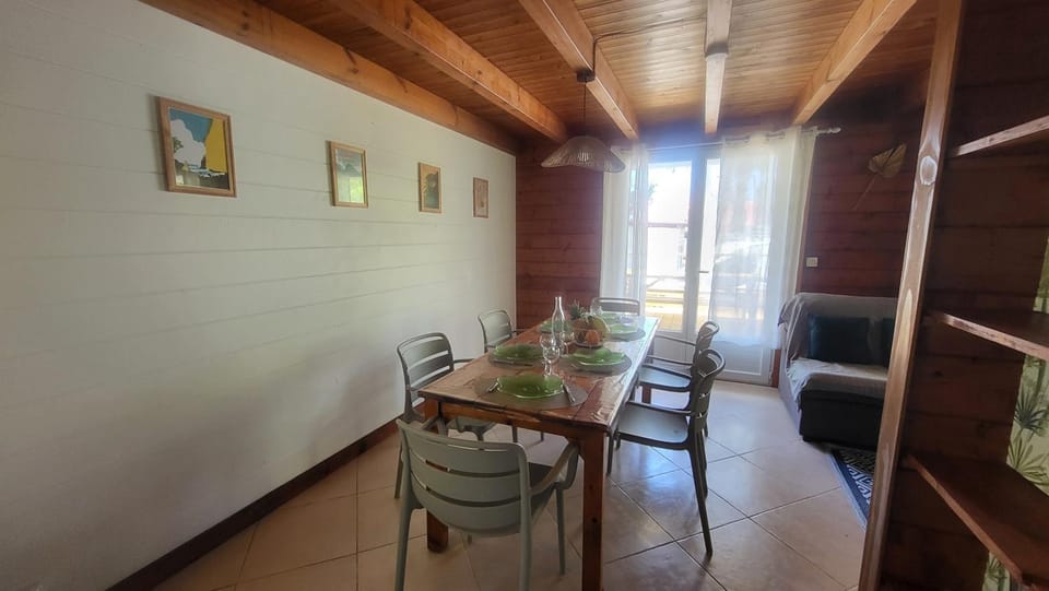Le Chalet du voyageur, au pied du Dimitile Chalet in Réunion