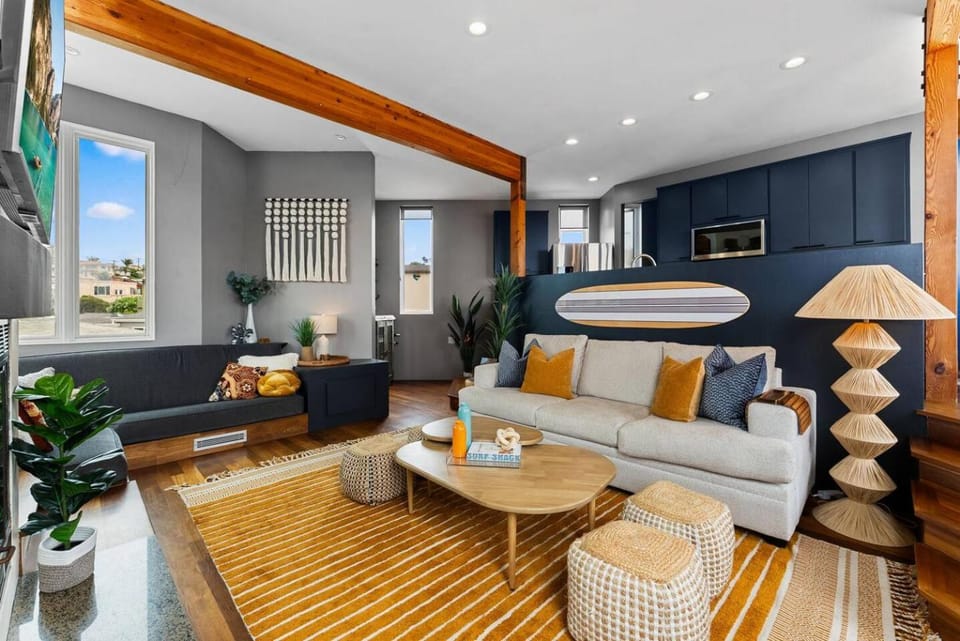Nomad Surf Lounge by Coastline Vacation Rentals House in Ocean Beach