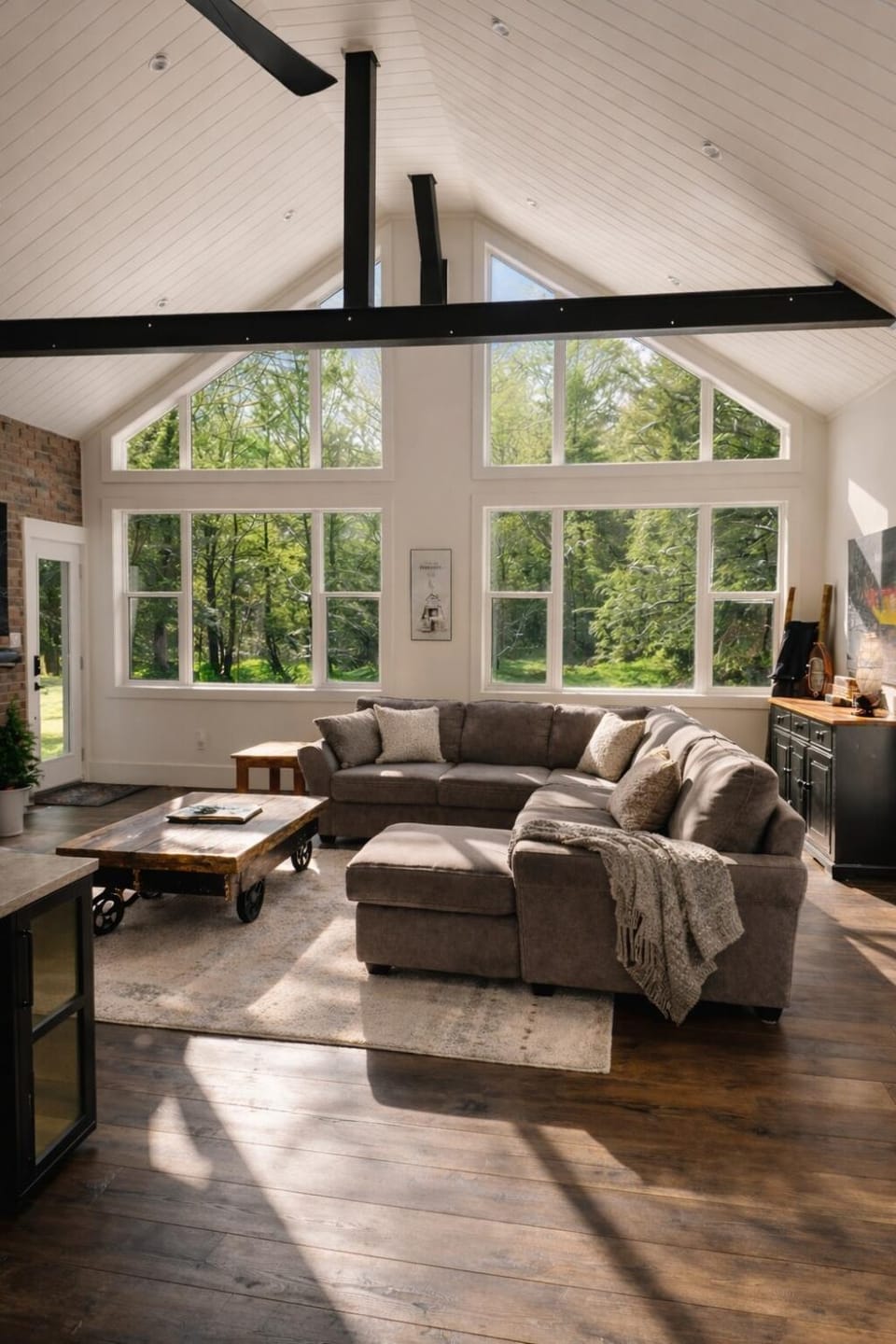 Living room, Seating area