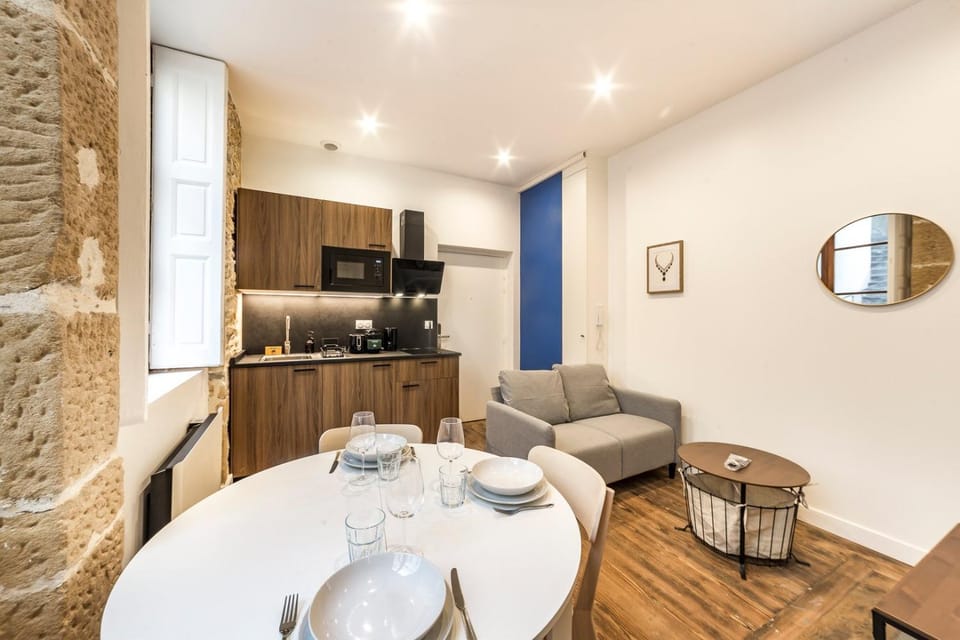Kitchen or kitchenette, Living room, Dining area