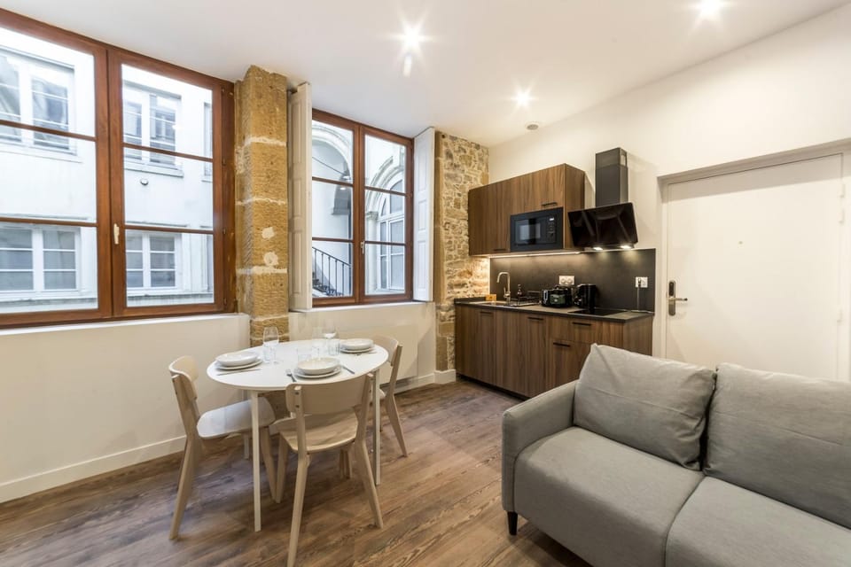 Kitchen or kitchenette, Living room, Dining area