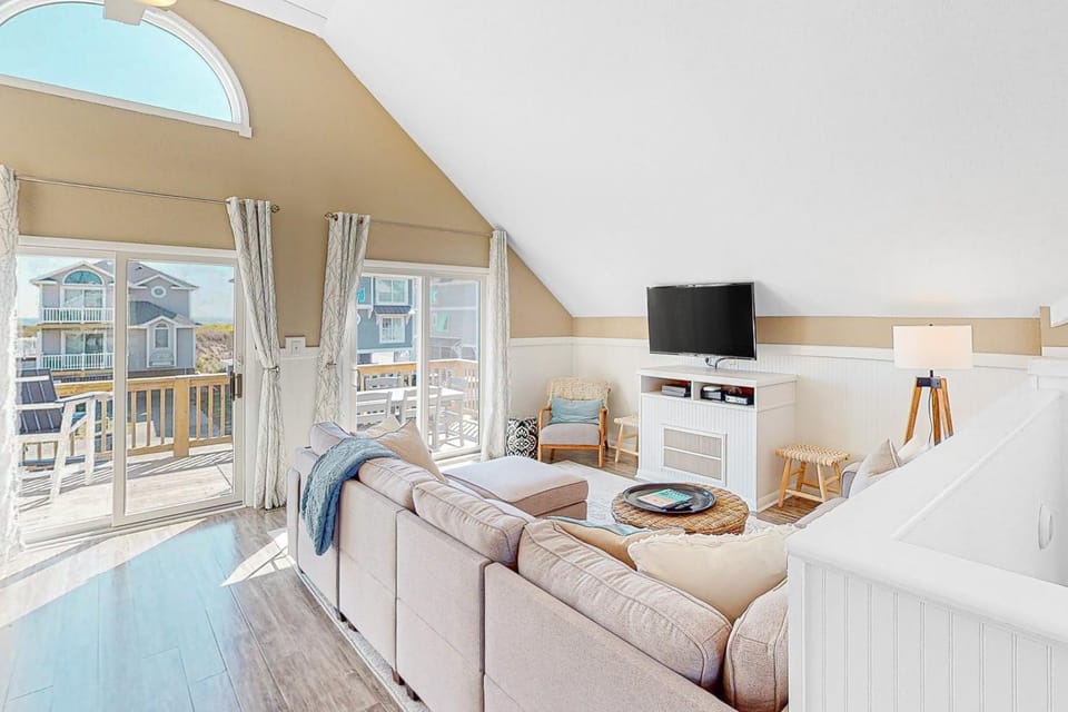 Come Away by Village Realty House in Nags Head