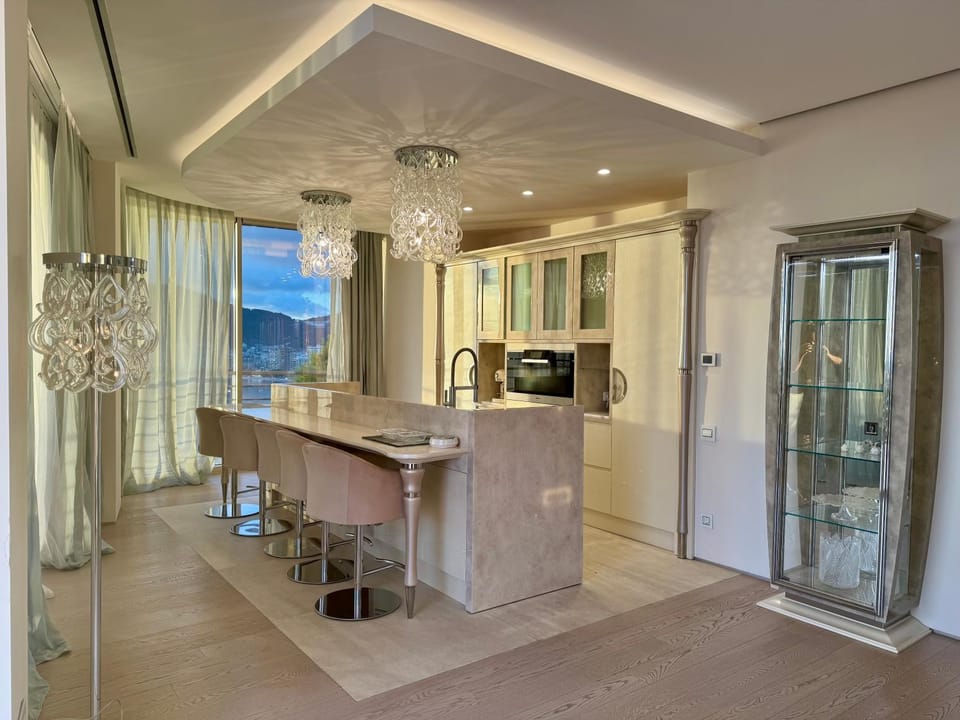 Kitchen or kitchenette, Dining area, dishwasher, minibar, oven, pet friendly, stove, kitchen