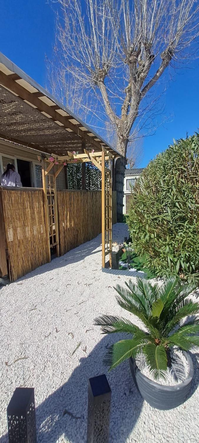 Mobile Home 8 personnes Campground/ 
RV Resort in Vias